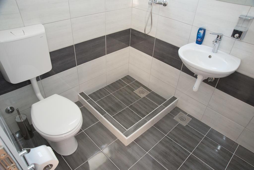 Apartments Tila Требине Екстериор снимка