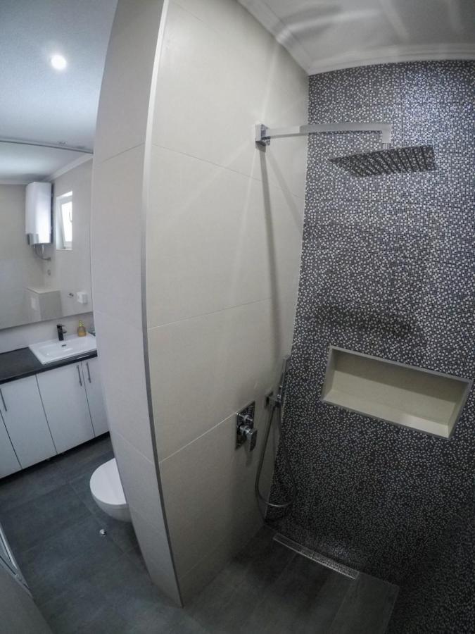 Apartments Tila Требине Екстериор снимка