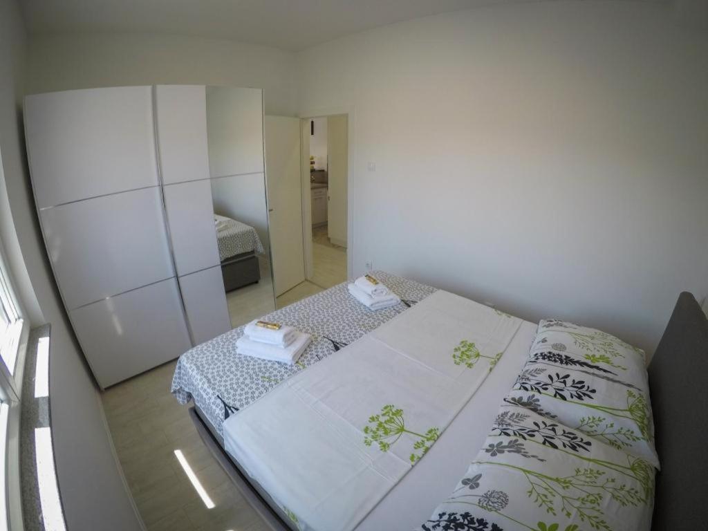 Apartments Tila Требине Екстериор снимка